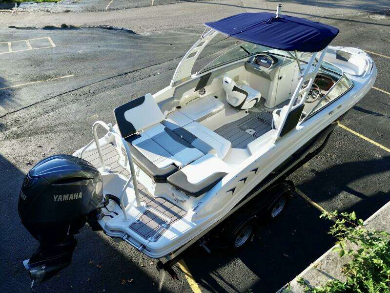 23ft Chaparral Yacht For Sale