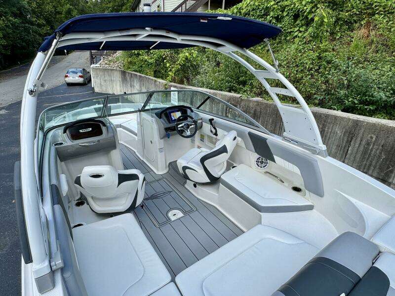 23ft Chaparral Yacht For Sale