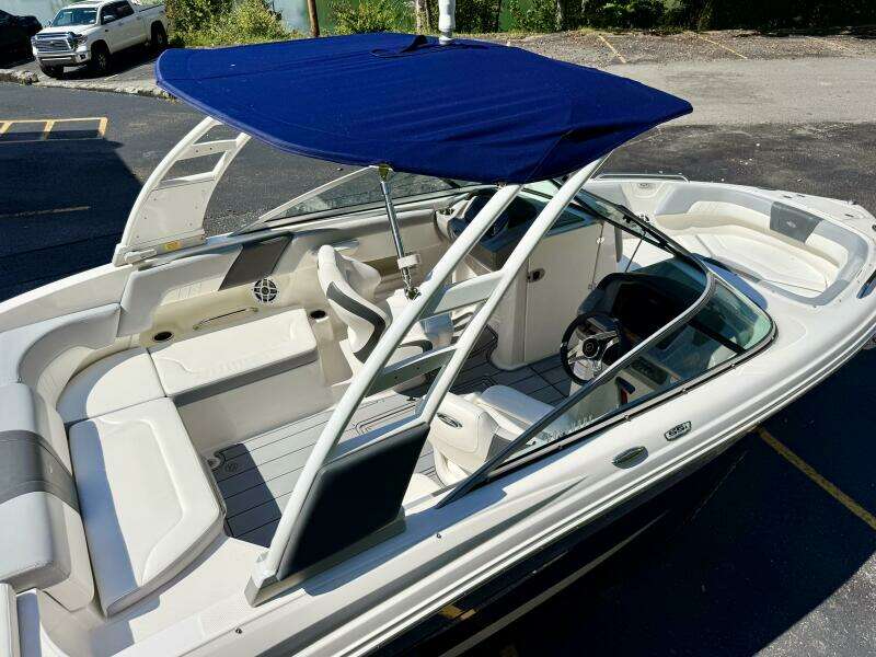 23ft Chaparral Yacht For Sale