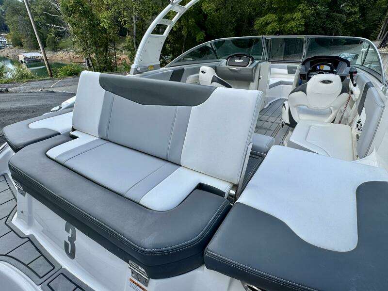 23ft Chaparral Yacht For Sale