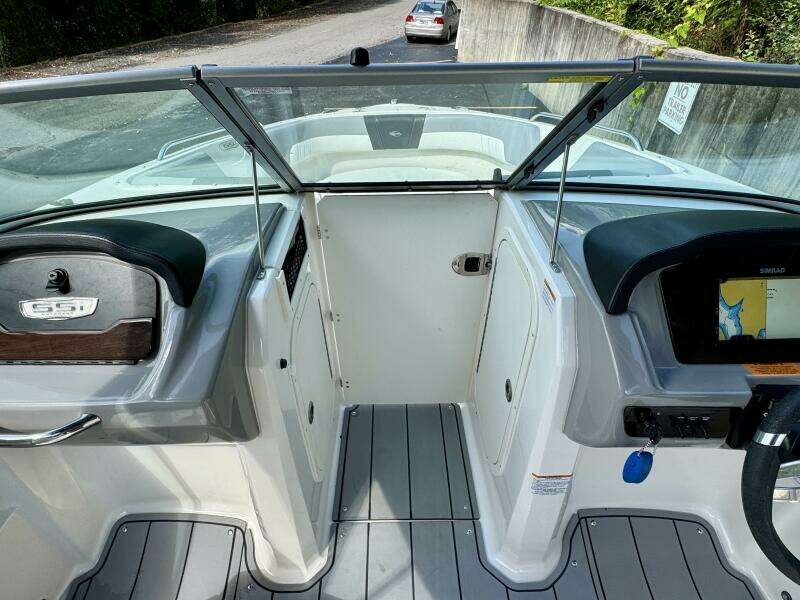 23ft Chaparral Yacht For Sale