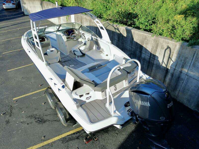 23ft Chaparral Yacht For Sale