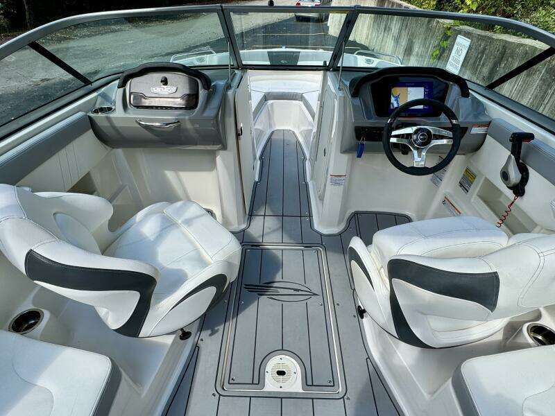 23ft Chaparral Yacht For Sale