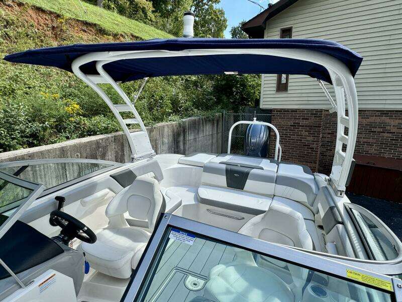 23ft Chaparral Yacht For Sale