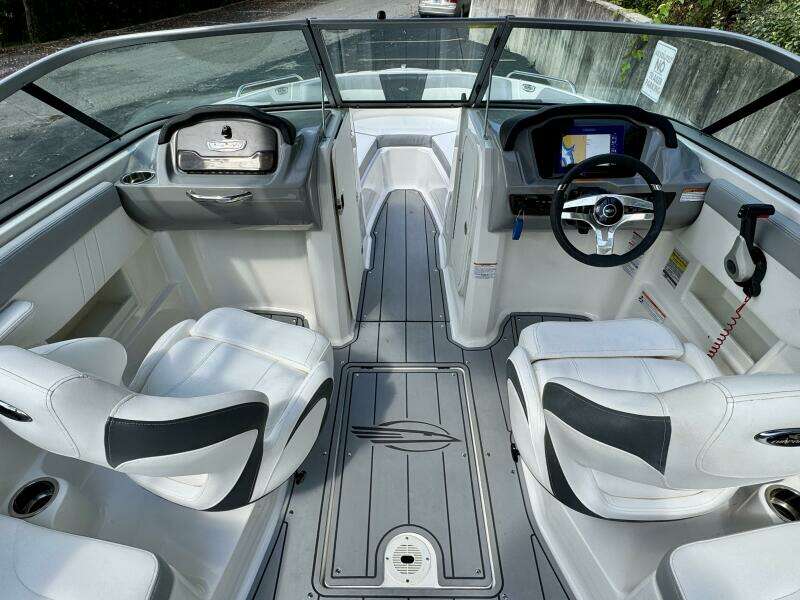 23ft Chaparral Yacht For Sale