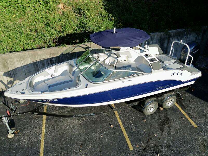 23ft Chaparral Yacht For Sale