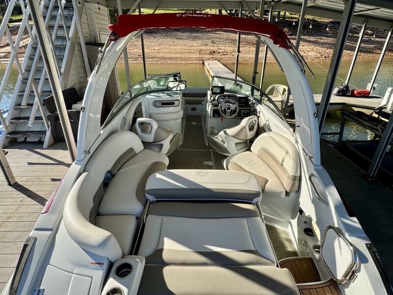 24' 2016 Crownline Eclipse E4