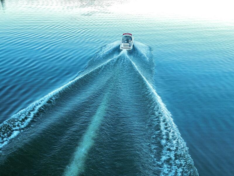 24' 2016 Crownline Eclipse E4