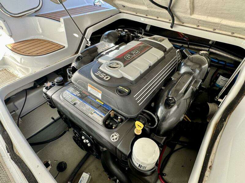 2016 Crownline Eclipse E4