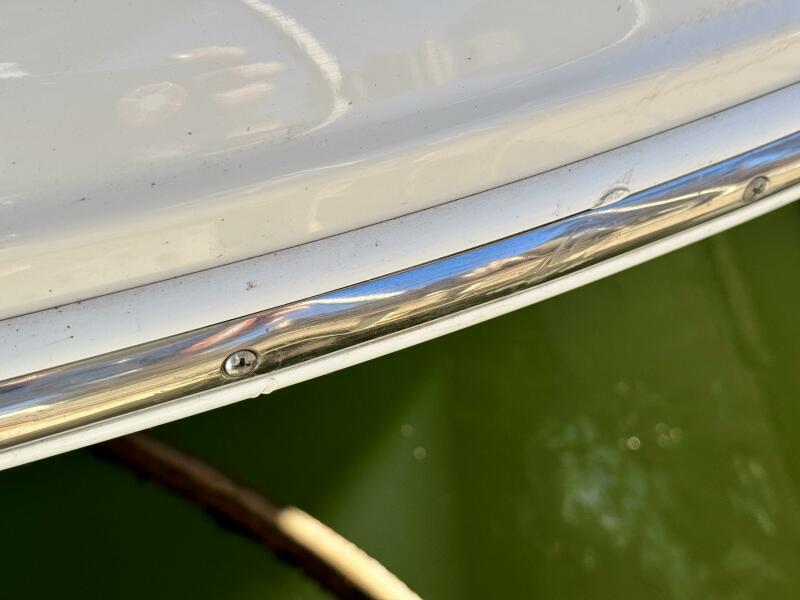 24' 2016 Crownline Eclipse E4