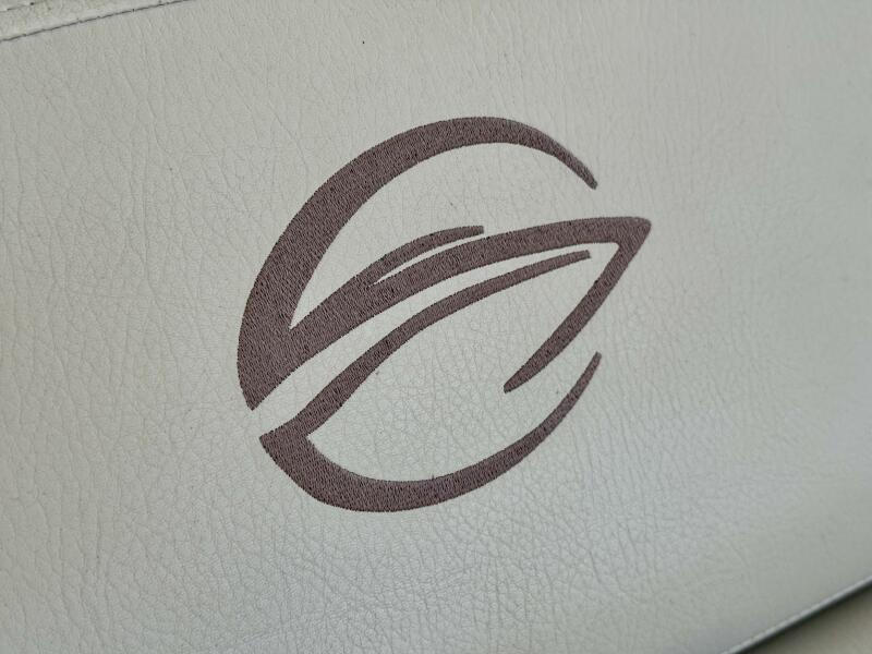 24' 2016 Crownline Eclipse E4