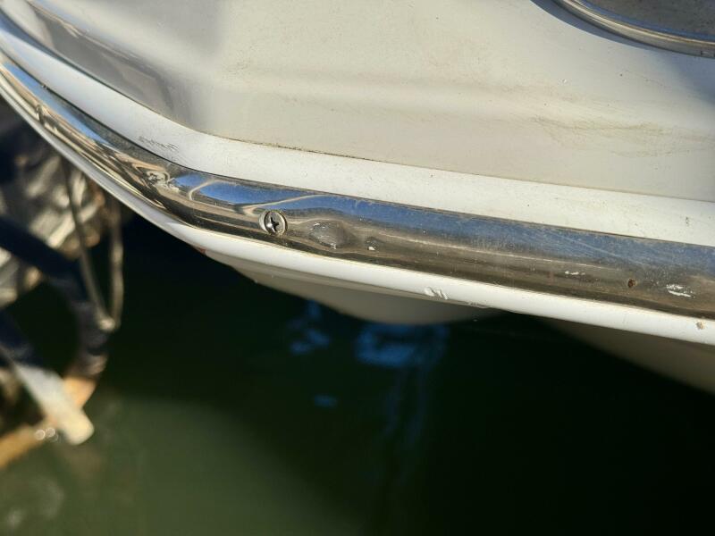 24' 2016 Crownline Eclipse E4