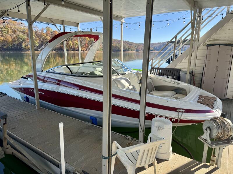 24' 2016 Crownline Eclipse E4