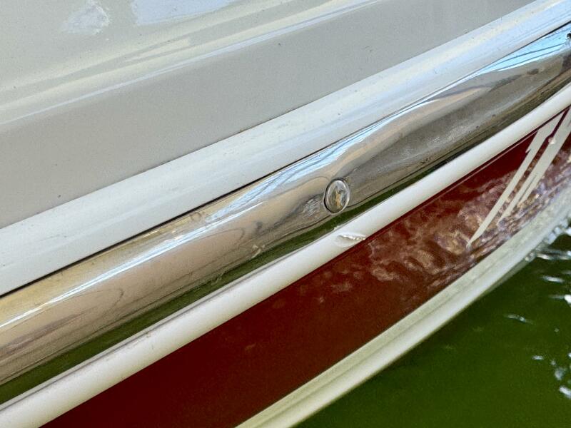 24' 2016 Crownline Eclipse E4