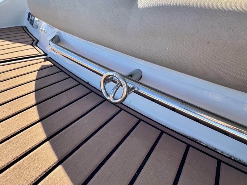 24' 2016 Crownline Eclipse E4