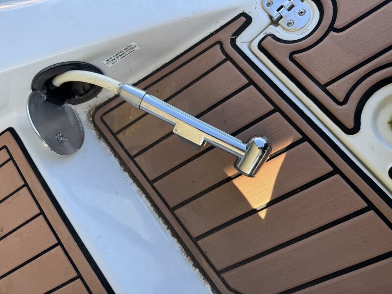 24' 2016 Crownline Eclipse E4