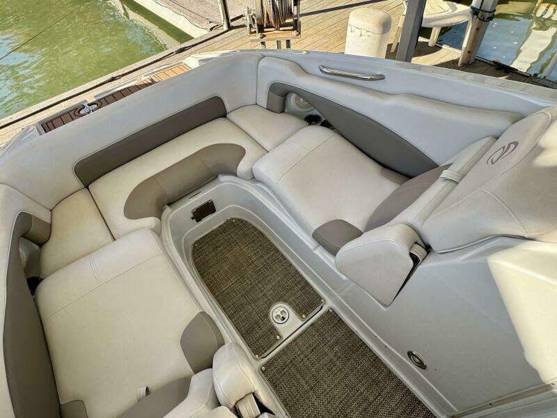 2016 Crownline Eclipse E4