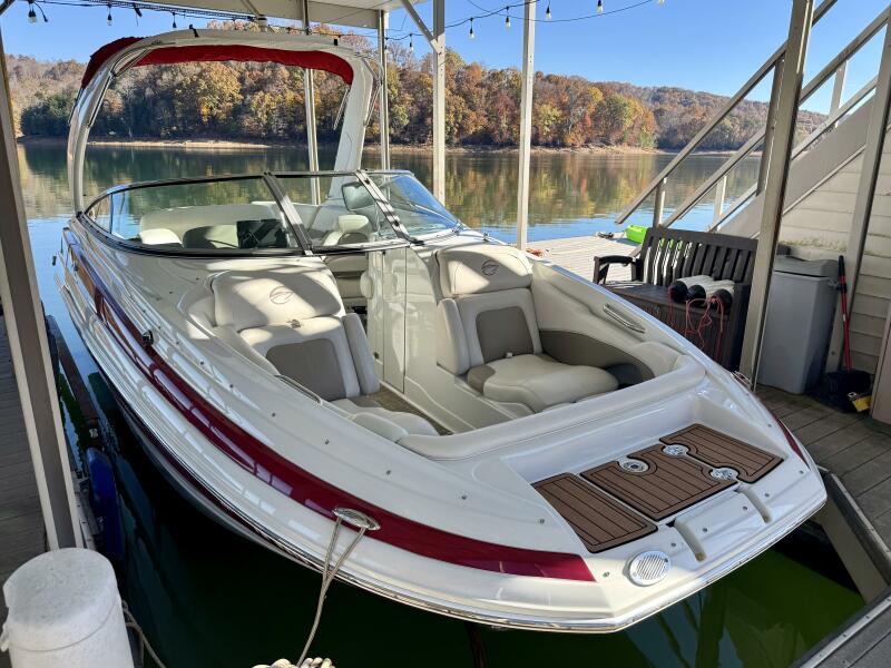 24' 2016 Crownline Eclipse E4