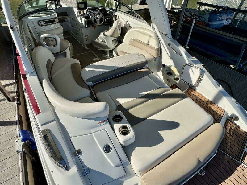 2016 Crownline Eclipse E4