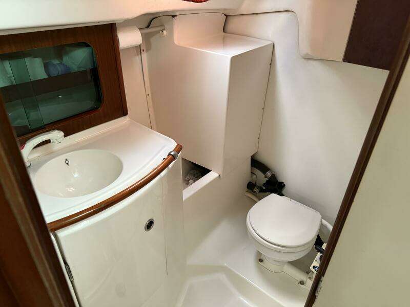 Animus Victus 31ft Beneteau Yacht For Sale