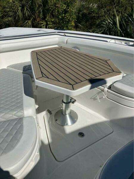 35ft Boston Whaler Yacht For Sale