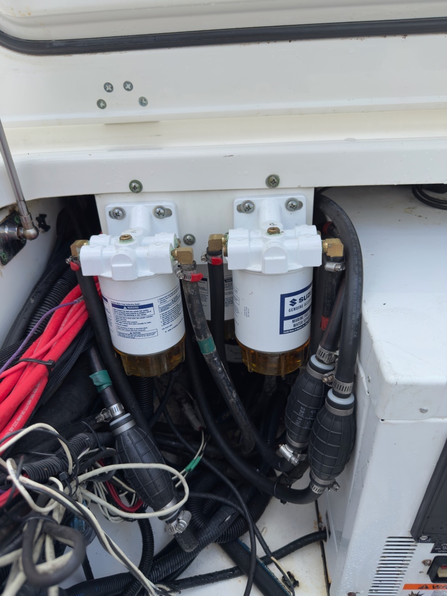 2016 Boston Whaler 350 Outrage