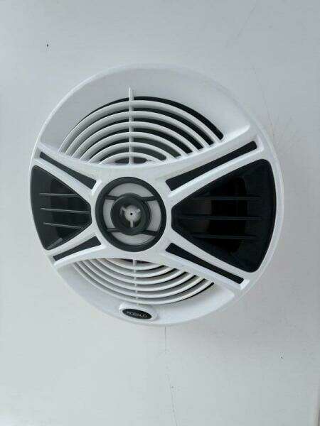 21ft Robalo Yacht For Sale