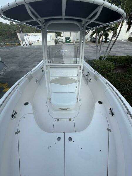 21ft Robalo Yacht For Sale