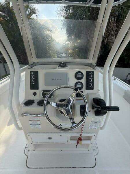 21ft Robalo Yacht For Sale