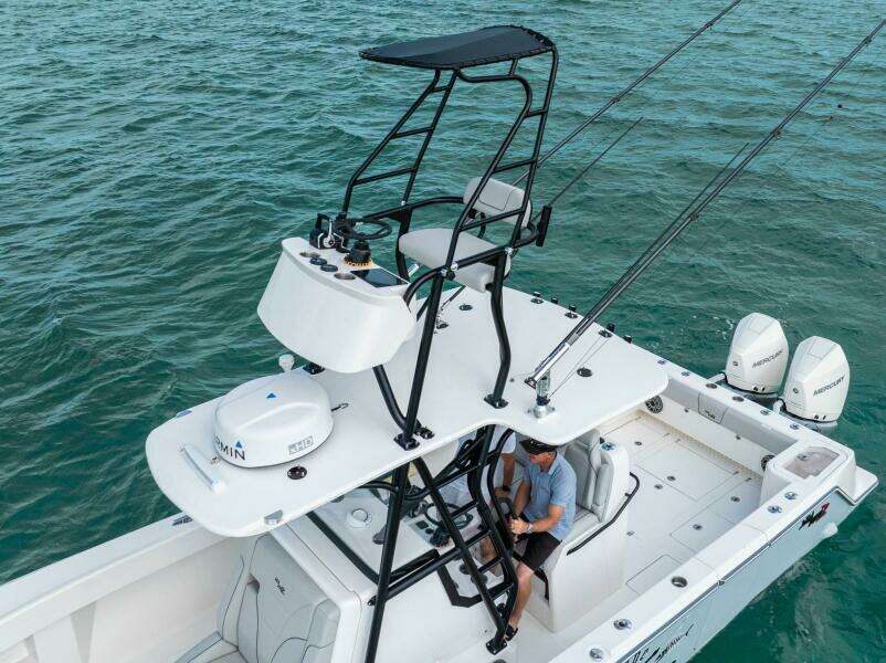 32ft SeaVee Yacht For Sale