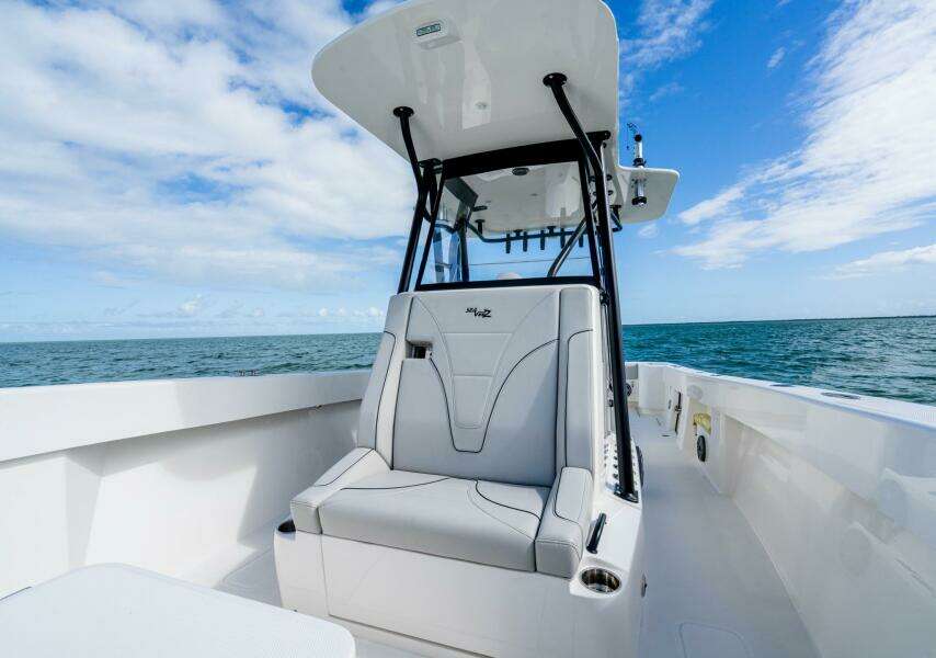 32ft SeaVee Yacht For Sale