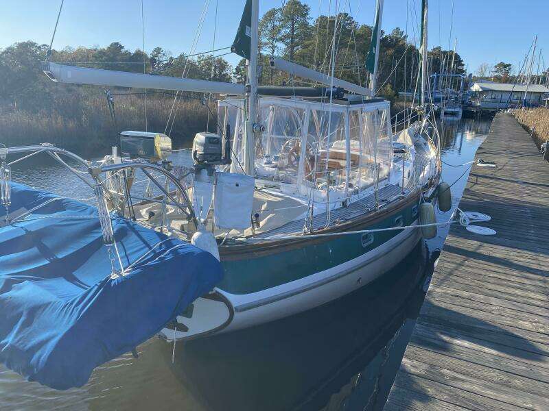 Scotch Bonnet 42ft Bluewater Yachts Yacht For Sale