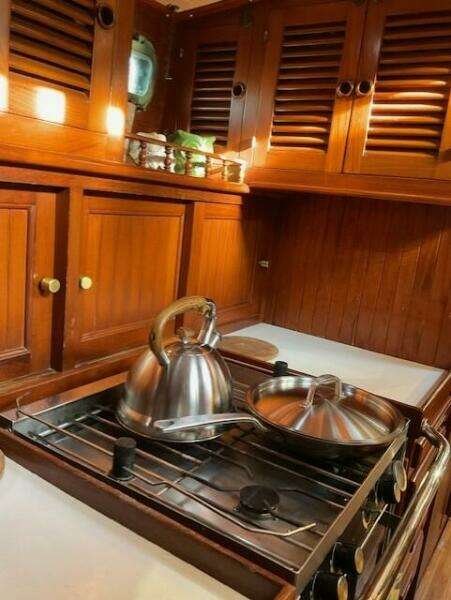 V42 Galley Stove