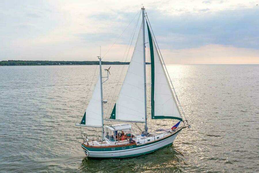 Scotch Bonnet 42ft Bluewater Yachts Yacht For Sale