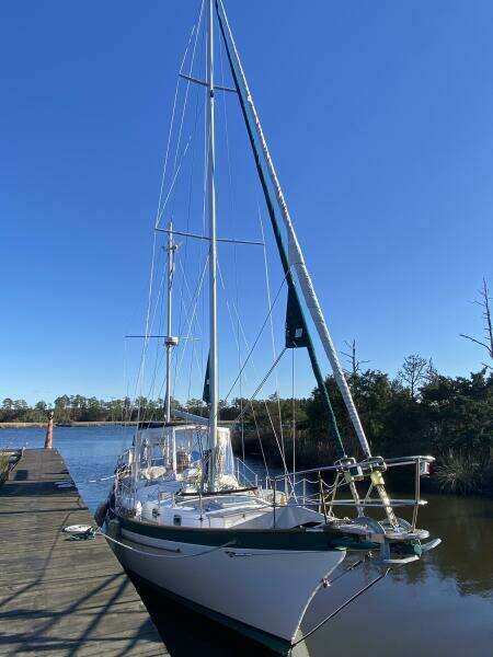 Scotch Bonnet 42ft Bluewater Yachts Yacht For Sale