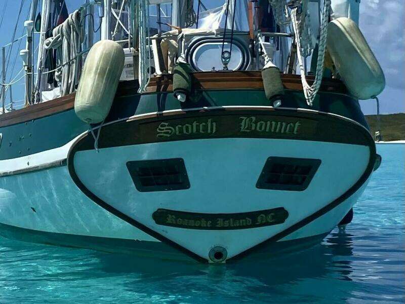 Scotch Bonnet 42ft Bluewater Yachts Yacht For Sale