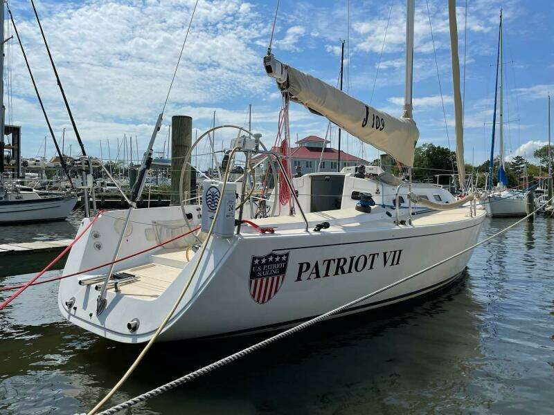 J109 Annapolis At The Dock