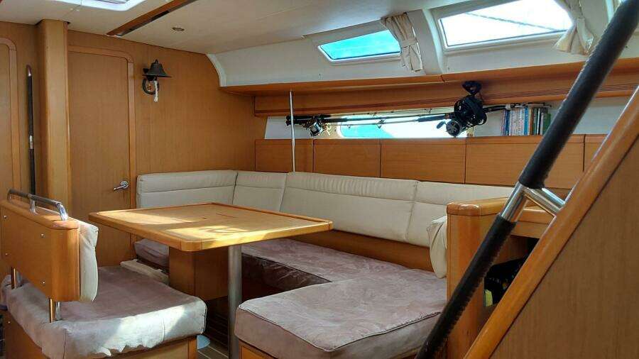 Xaron 45ft Jeanneau Yacht For Sale