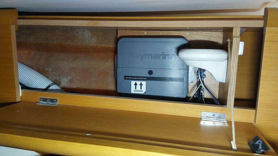 Xaron 45ft Jeanneau Yacht For Sale