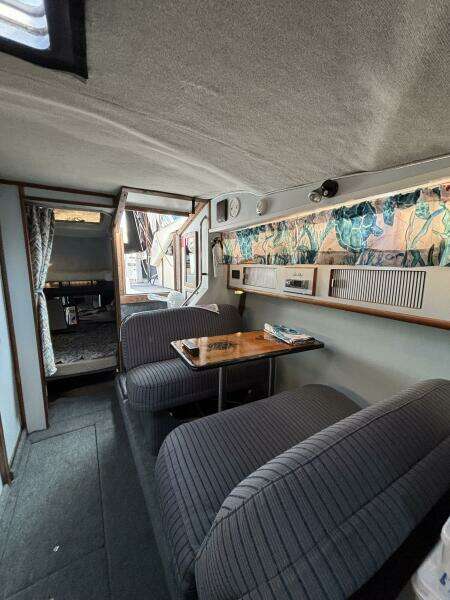 34ft Sea Ray Yacht For Sale