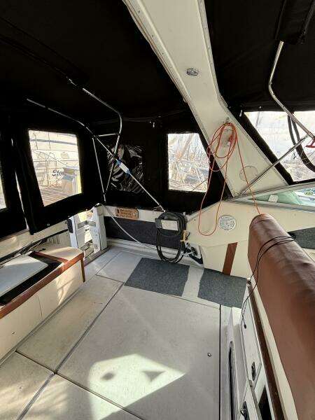 34ft Sea Ray Yacht For Sale