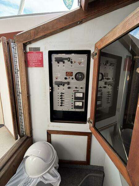 34ft Sea Ray Yacht For Sale