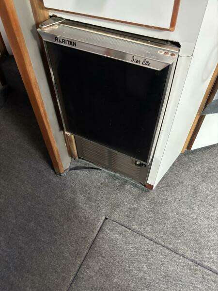 34ft Sea Ray Yacht For Sale