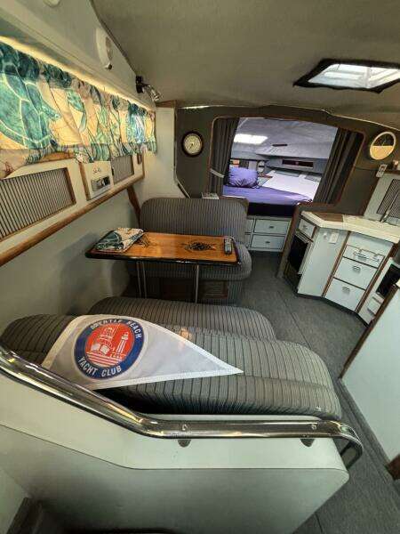 34ft Sea Ray Yacht For Sale