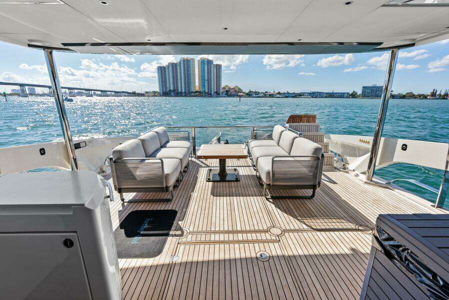 Fantasy Girl 75ft Absolute Yacht For Sale