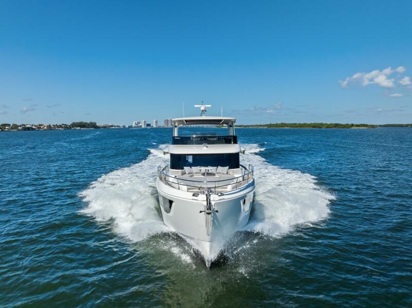 75' 2025 Absolute 75 Navetta