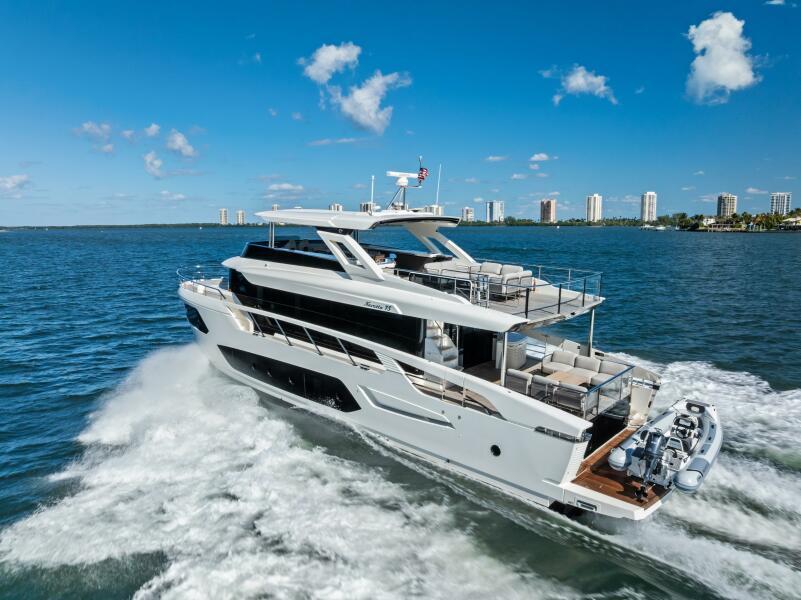 75' 2025 Absolute 75 Navetta