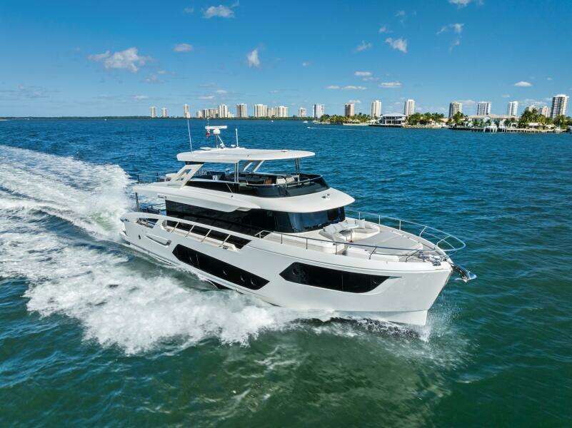 Fantasy Girl 75ft Absolute Yacht For Sale