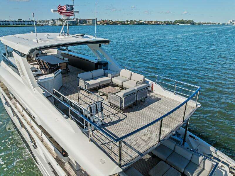 Fantasy Girl 75ft Absolute Yacht For Sale