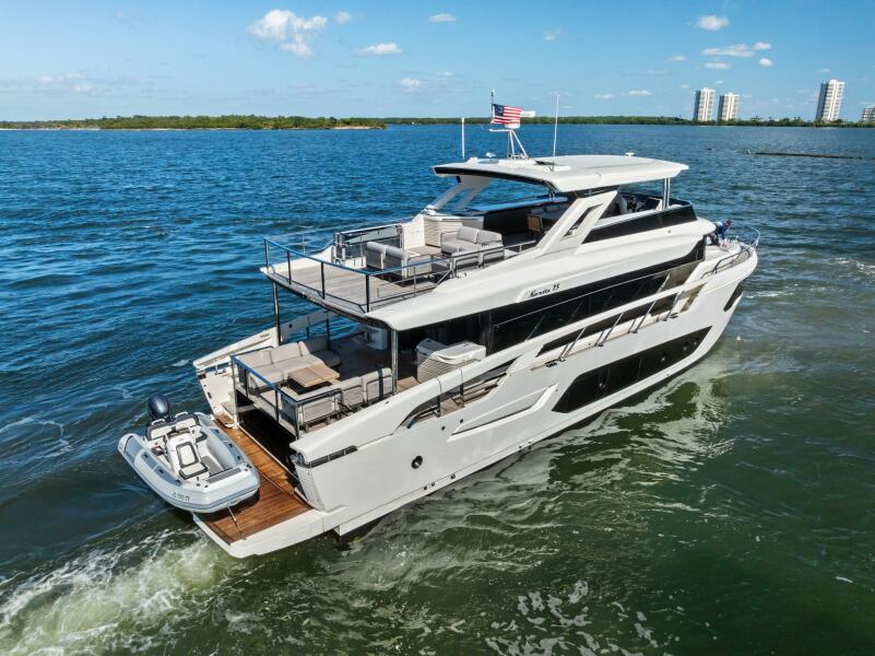 75' 2025 Absolute 75 Navetta
